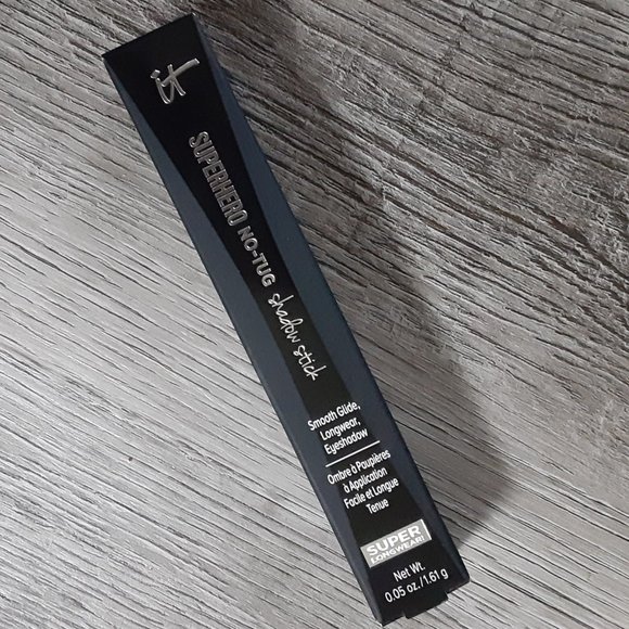 Superhero No-Tug Waterproof Eyeshadow Stick - Picture 2 of 7